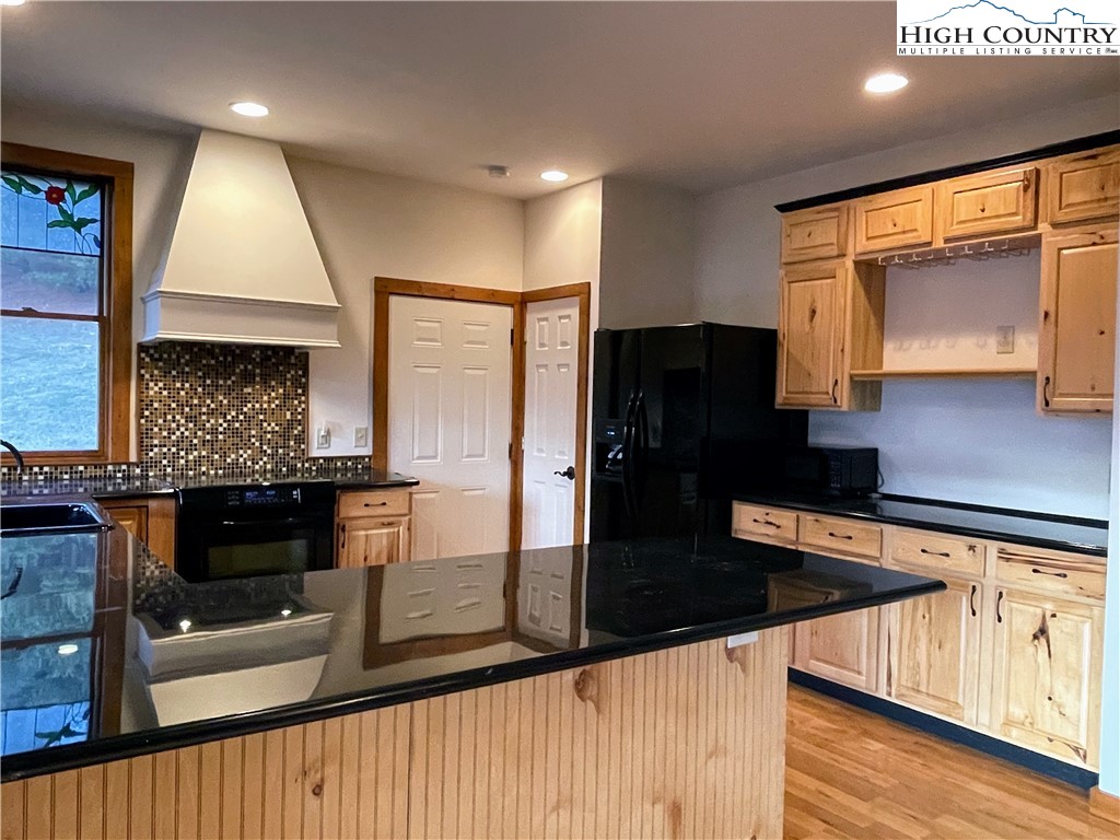 565 Fox Meadow Road Banner Elk, NC 28604 - Photo 21 of 48 Gallery Image 21