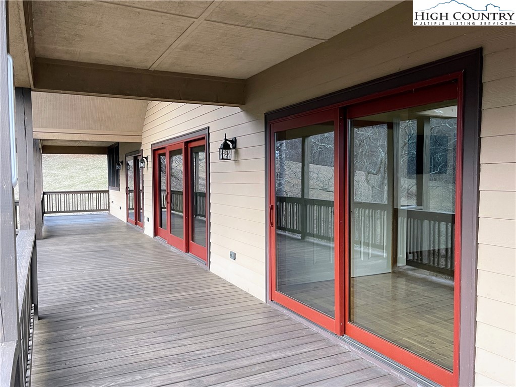 565 Fox Meadow Road Banner Elk, NC 28604 - Photo 4 of 48 Gallery Image 4
