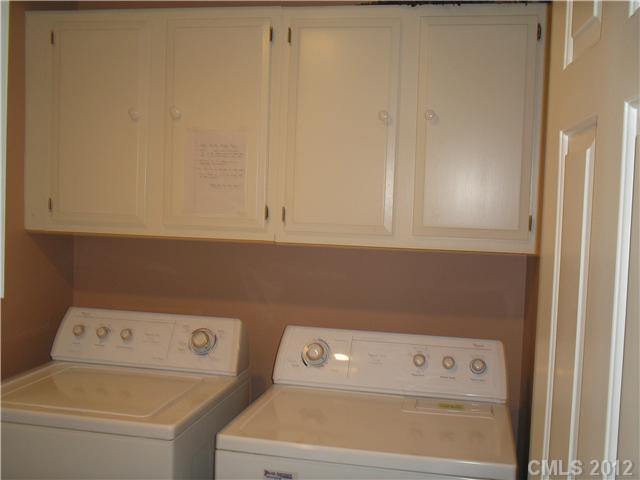 1530 Queens Road, Unit 302 Charlotte, NC 28207 - Photo 14 of 16 Gallery Image 14