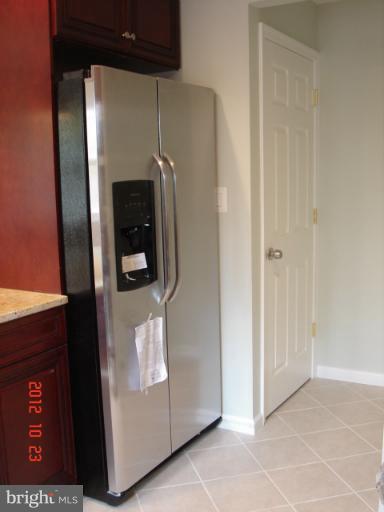 7009 Bexhill Road Baltimore, MD 21244 - Photo 14 of 30 Kitchen