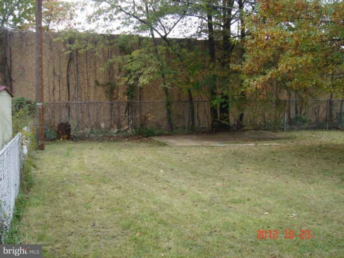 7009 Bexhill Road Baltimore, MD 21244 - Photo 24 of 30 Exterior (Rear)