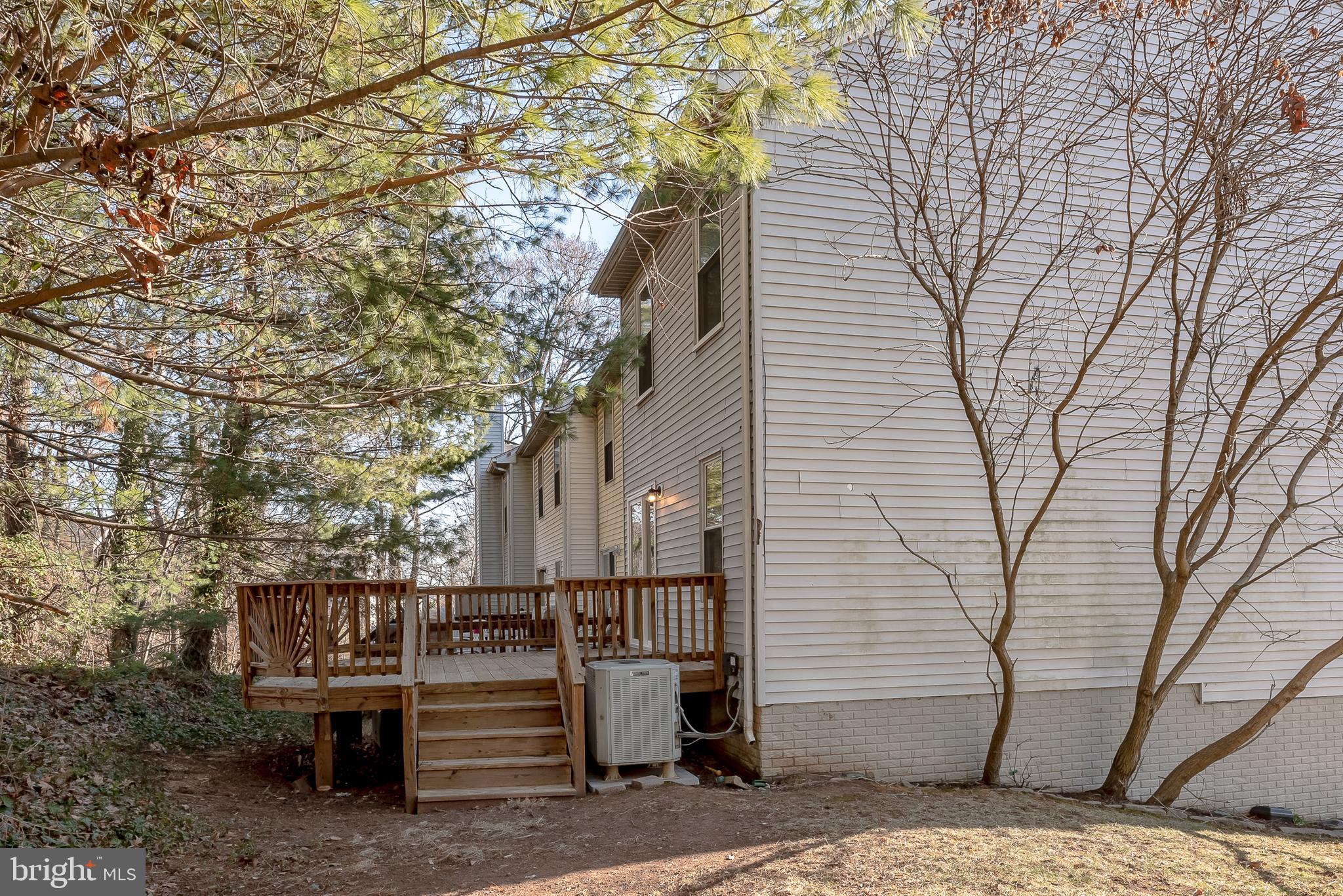 1128 Ingate Road Baltimore, MD 21227 - Photo 35 of 39 Exterior Back and Side (alt view)