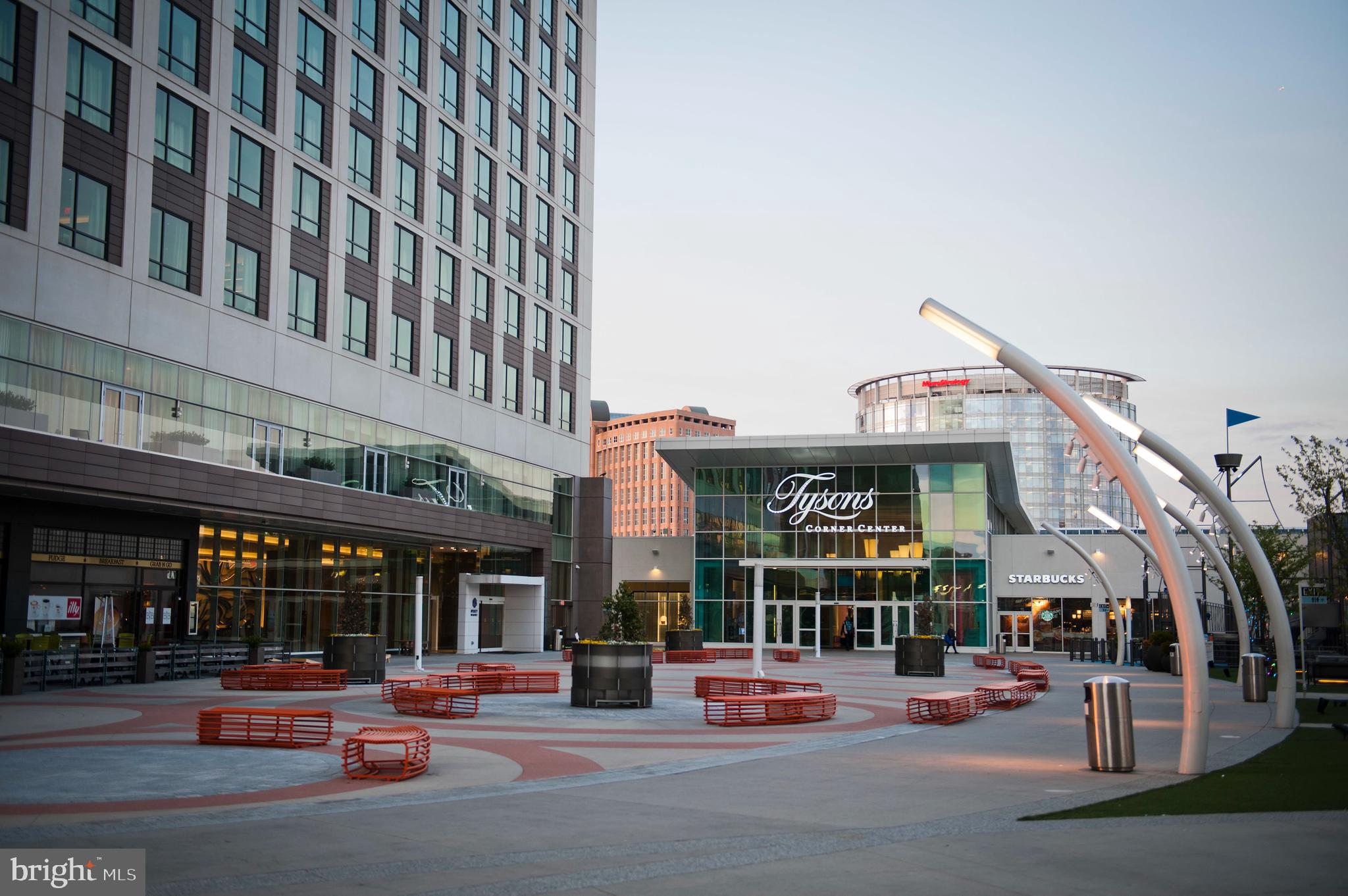 1720 Anderson Road McLean, VA 22102 - Photo 13 of 18