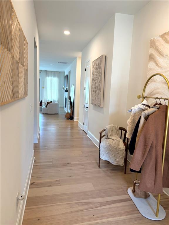 229 Mooney Road Woodstock, GA 30188 - Photo 3 of 51