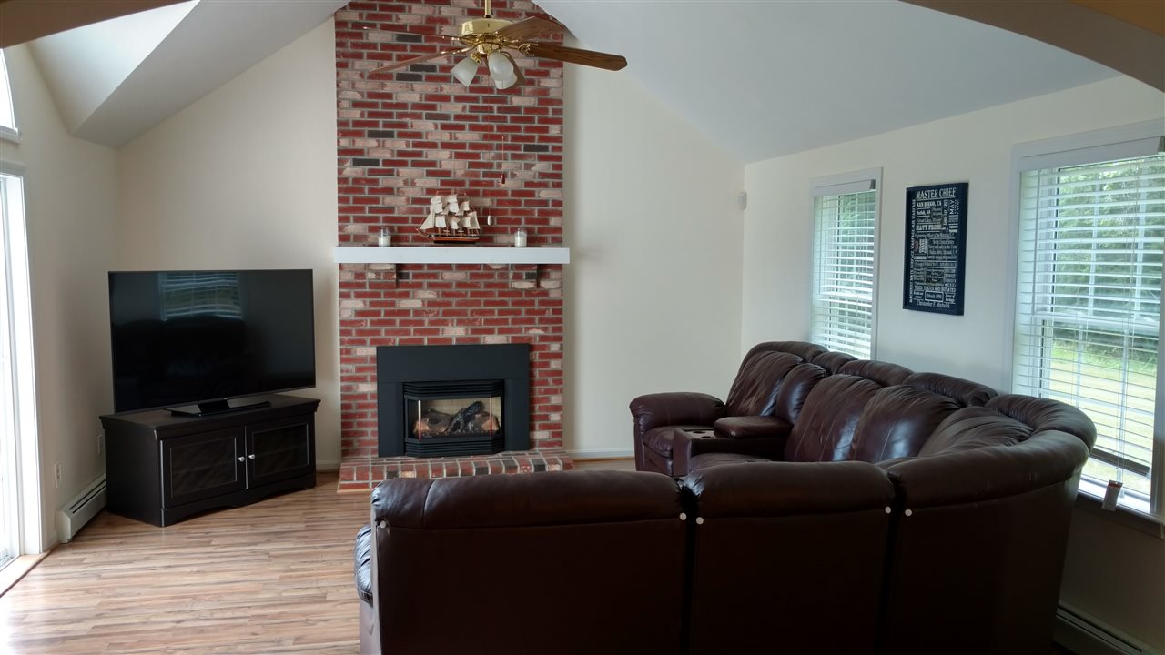 54 A N Road Kingston, NH 03848 - Photo 10 of 40