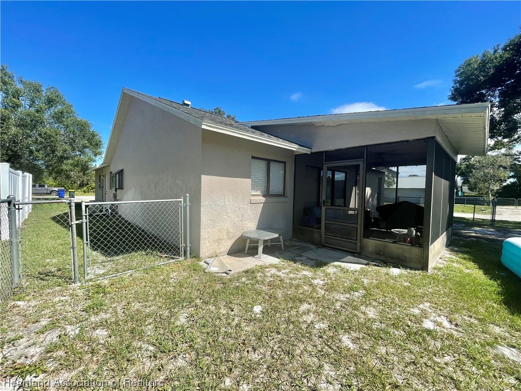4701 Golfview Road Sebring, FL 33875 - Photo 8 of 23 Gallery Image 8