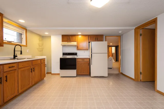 $315,000 | 635 West Summit Avenue, Fergus Falls, MN 56537