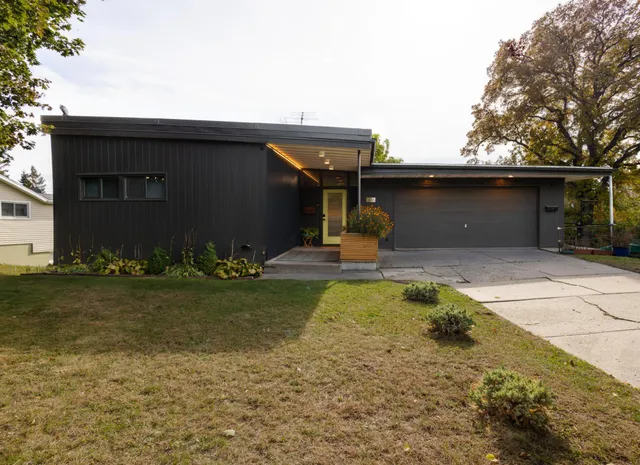 $315,000 | 635 West Summit Avenue, Fergus Falls, MN 56537