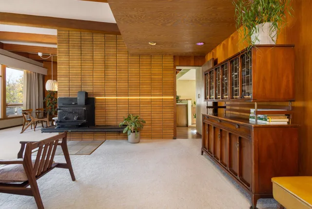 $315,000 | 635 West Summit Avenue, Fergus Falls, MN 56537