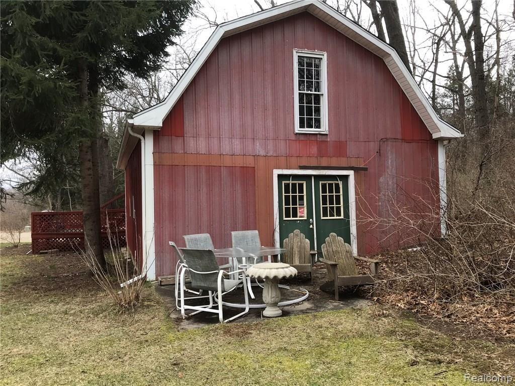 3790 South Lapeer Road Metamora, MI 48455 - Photo 17 of 44 3D03823B-ED33-49A0-A684-1F54AD6F20D1.jpeg