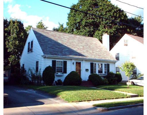 31 Arlington Road Waltham, MA 02453 - Photo 1 of 18