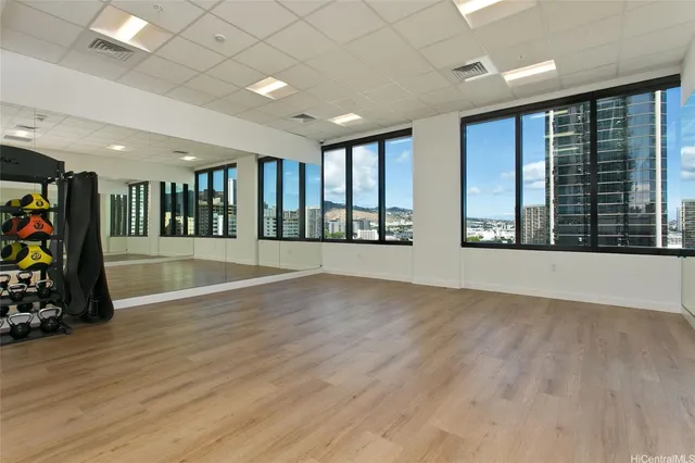 $5,300 | 1515 Liona Street, Unit 3918, Honolulu, HI 96814