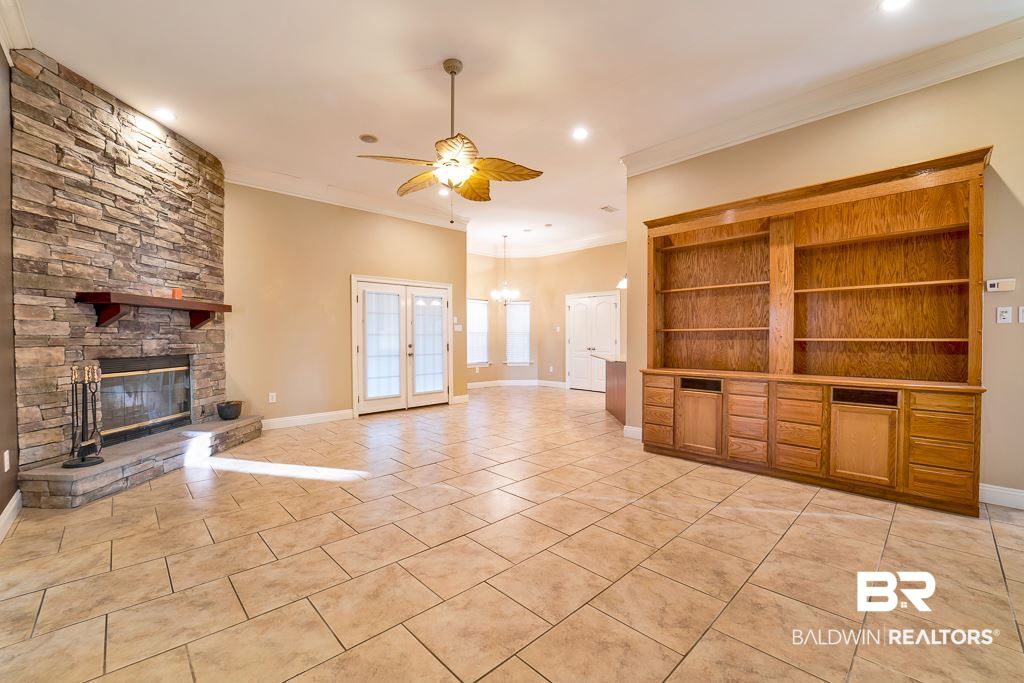 34550 Pine Road South Stapleton, AL 36578 - Photo 17 of 40 Living Room