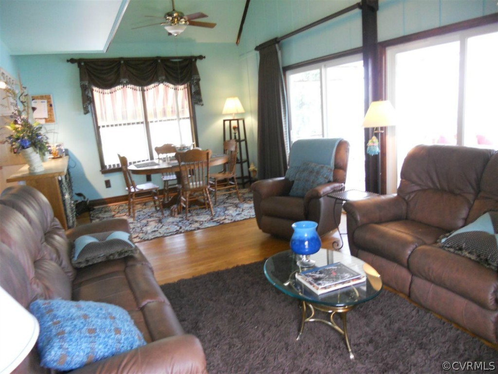491 Shellfield Road Dunnsville, VA 22454 - Photo 5 of 24 Gallery Image 5