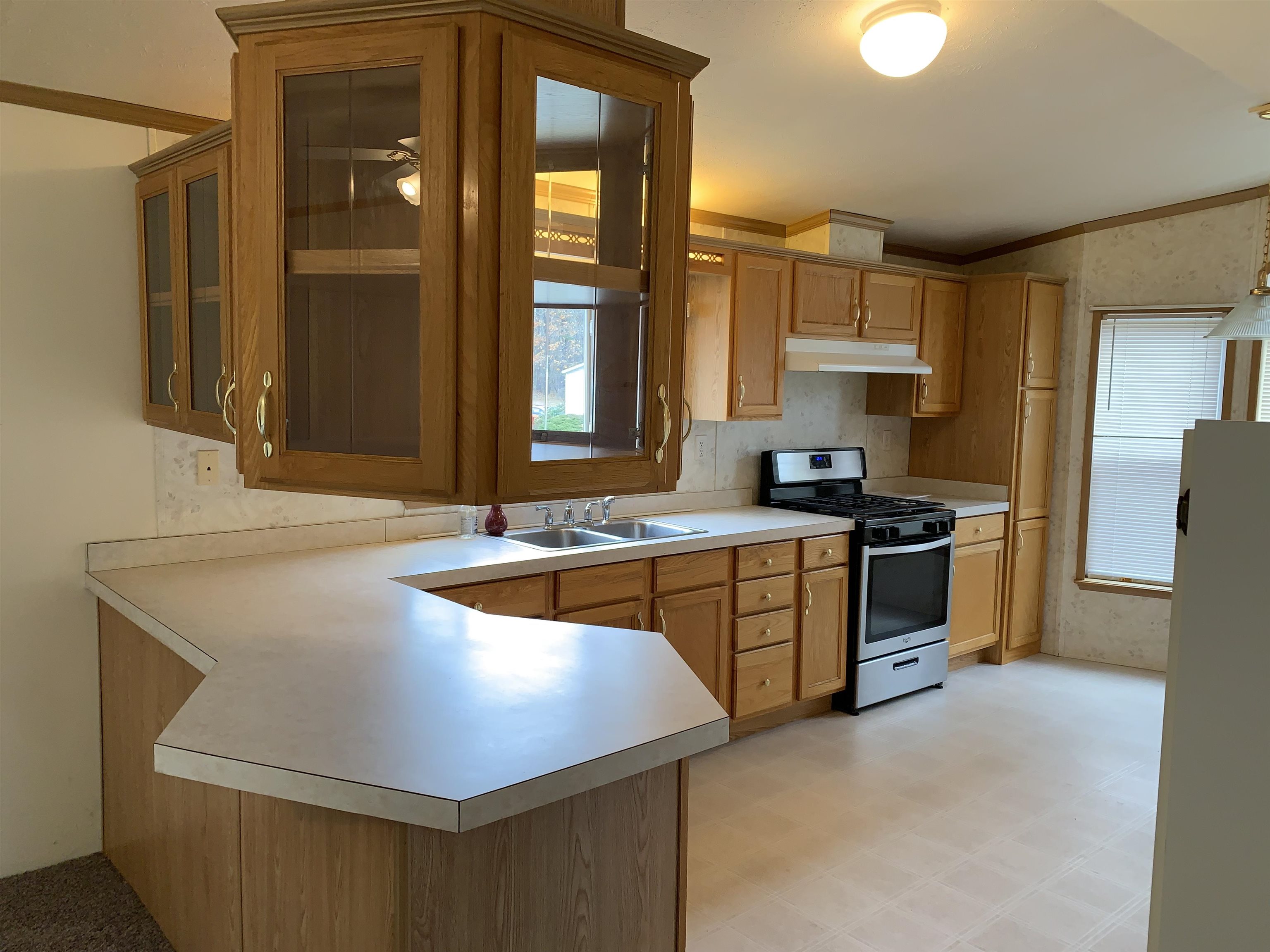 16 Lynn Lane Rochester, NH 03867 - Photo 3 of 14