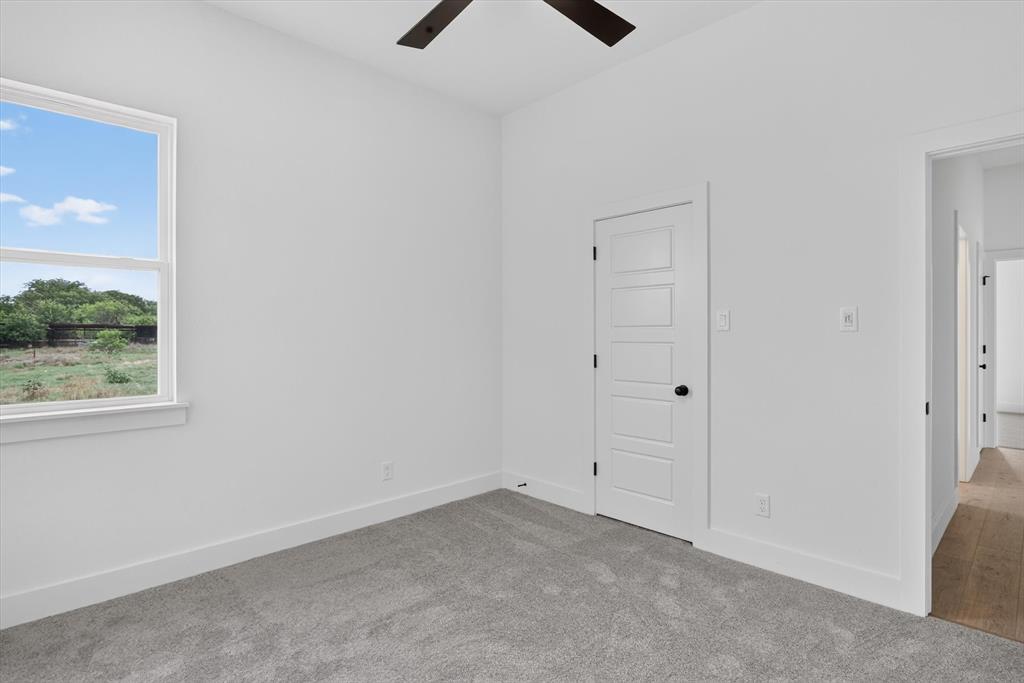 471 Red Bird Drive Springtown, TX 76082 - Photo 22 of 35