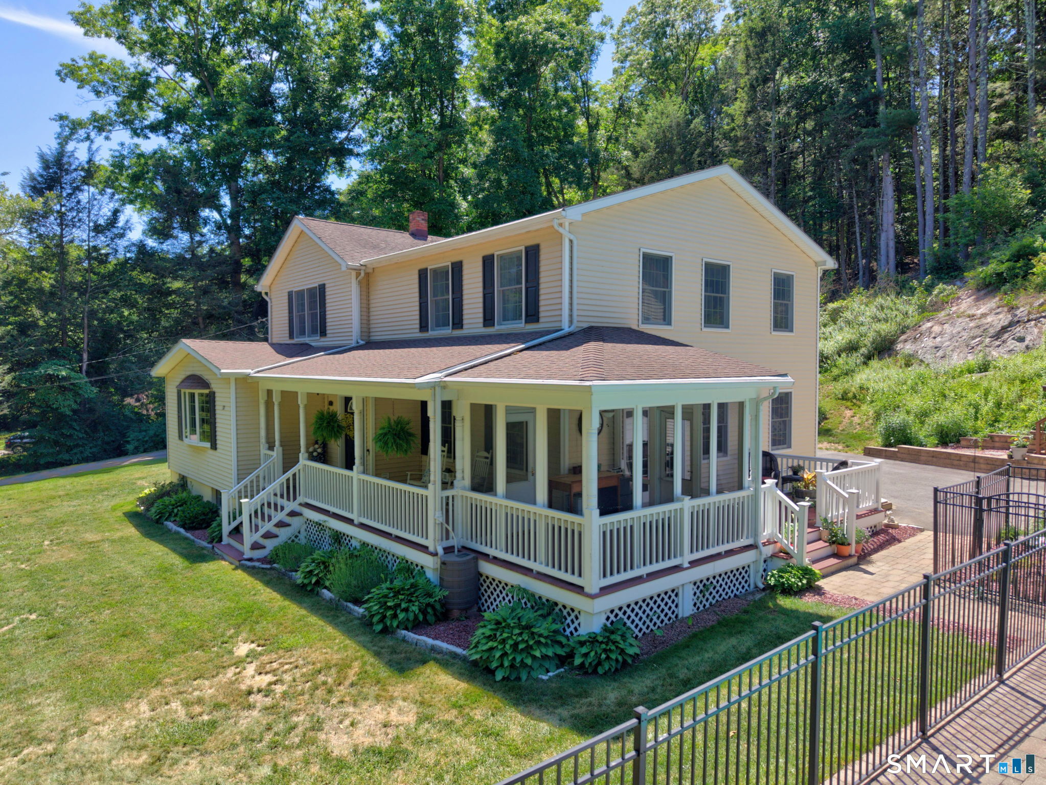 57 Edwards Road Bethany, CT 06524 - Photo 2 of 40