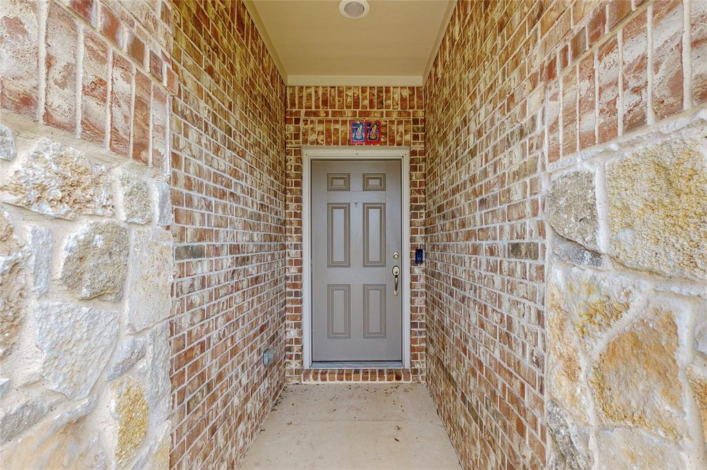 8100 Horseman Road Fort Worth, TX 76131 - Photo 4 of 35