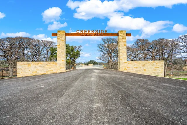 $264,894 | 101 Palisades Dr Camp, Kerrville, TX 78028