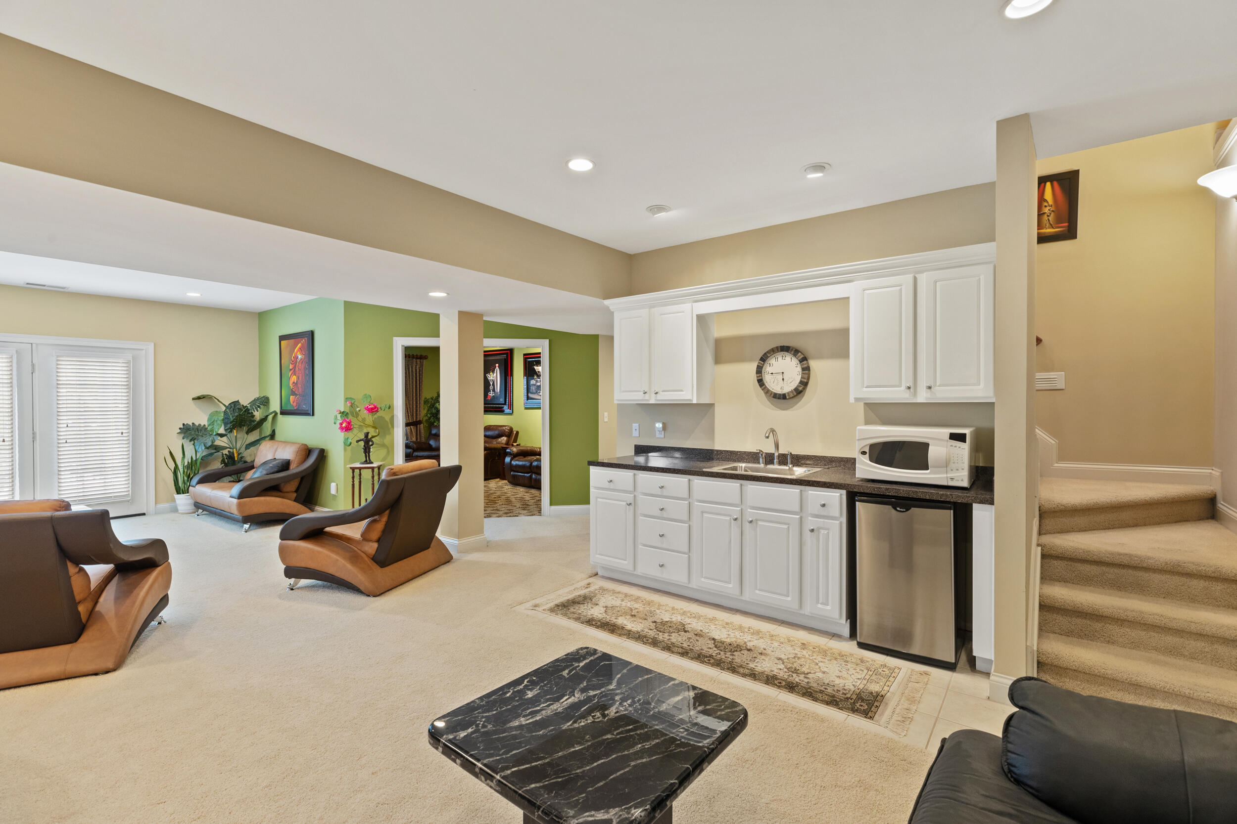 2517 Ridgefield Lane Lexington, KY 40509 - Photo 26 of 38 Basement Kitchenette