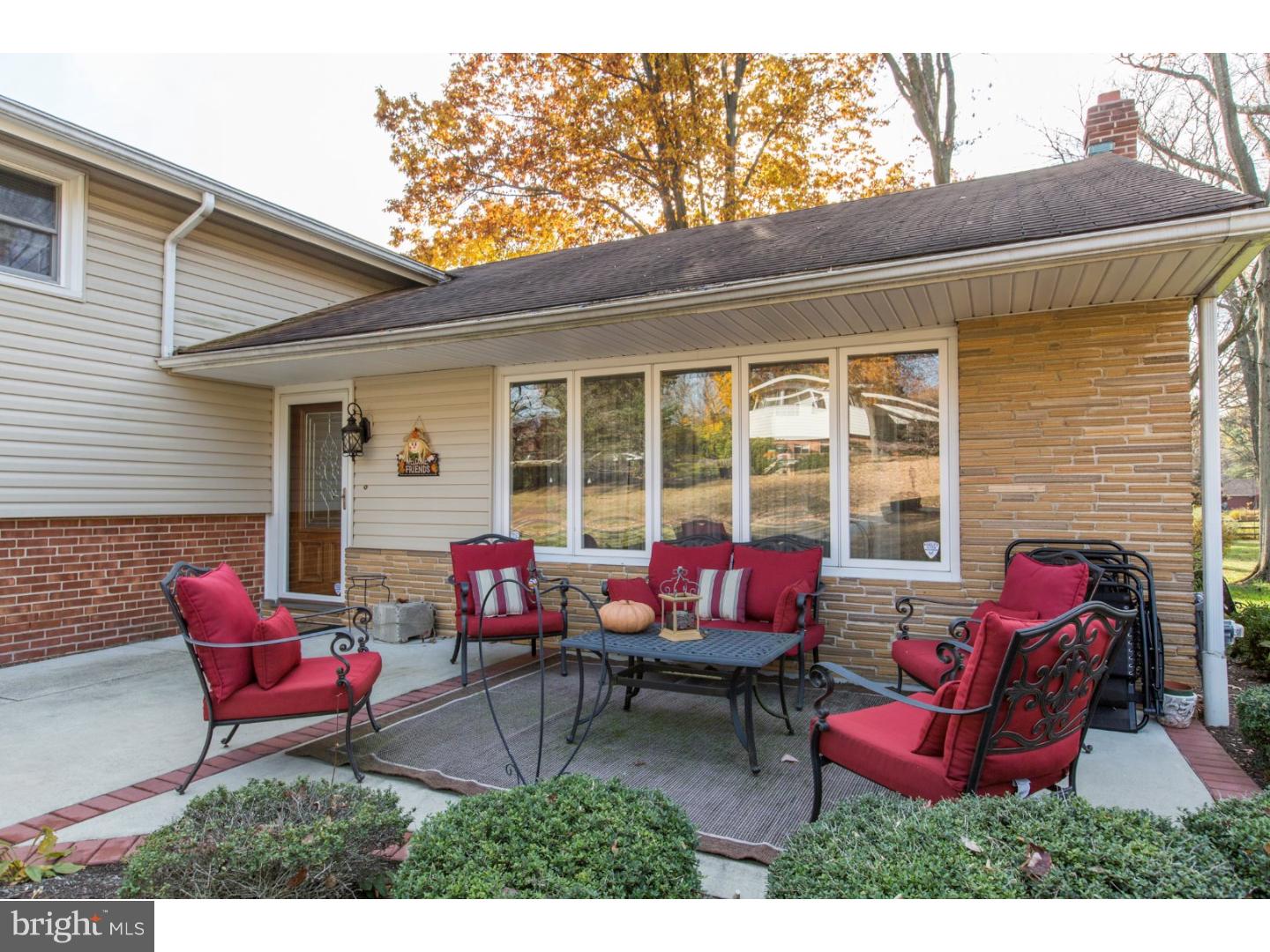 1004 Beverly Road Jenkintown, PA 19046 - Photo 2 of 25