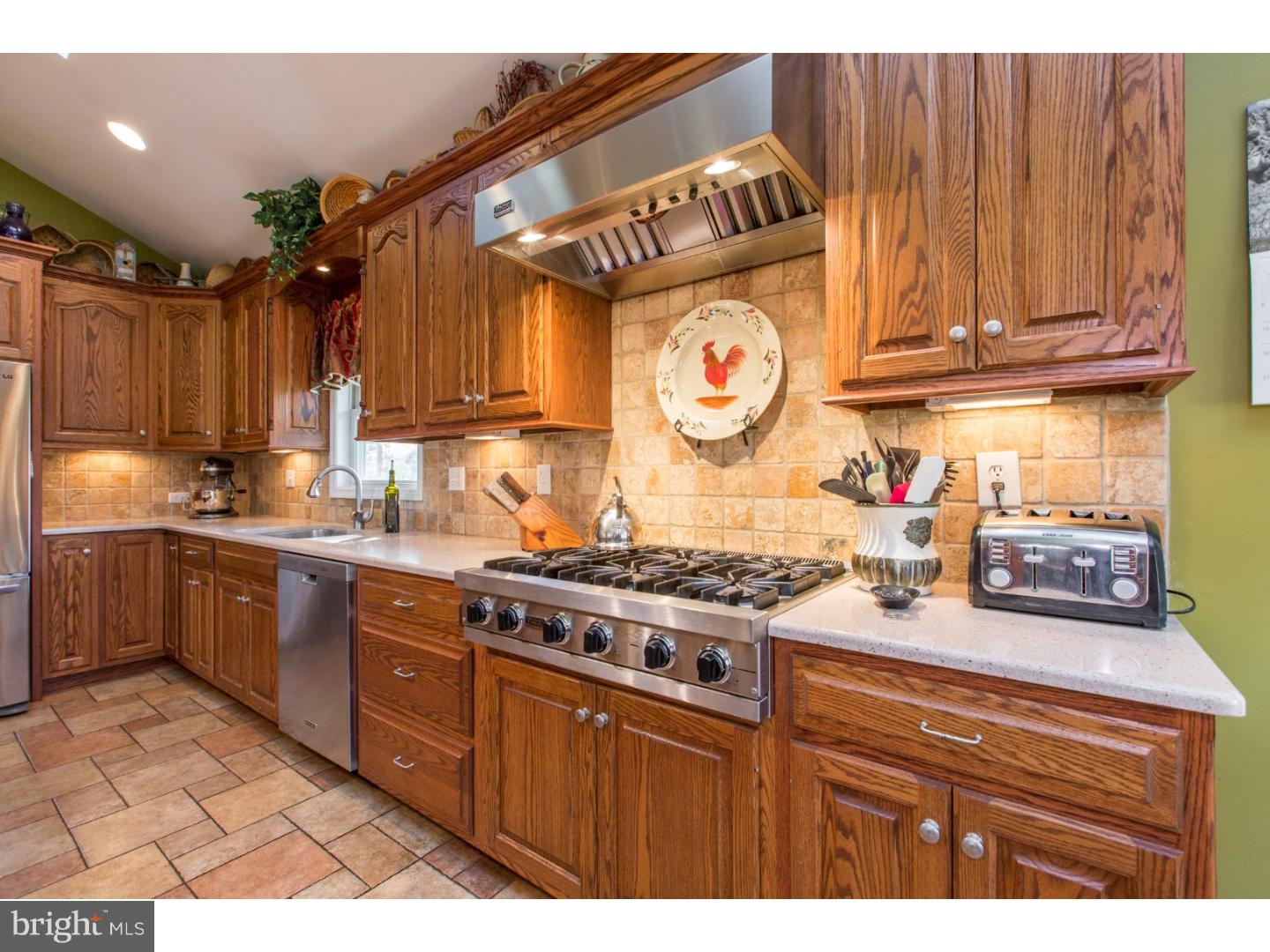 1004 Beverly Road Jenkintown, PA 19046 - Photo 11 of 25 Kitchen