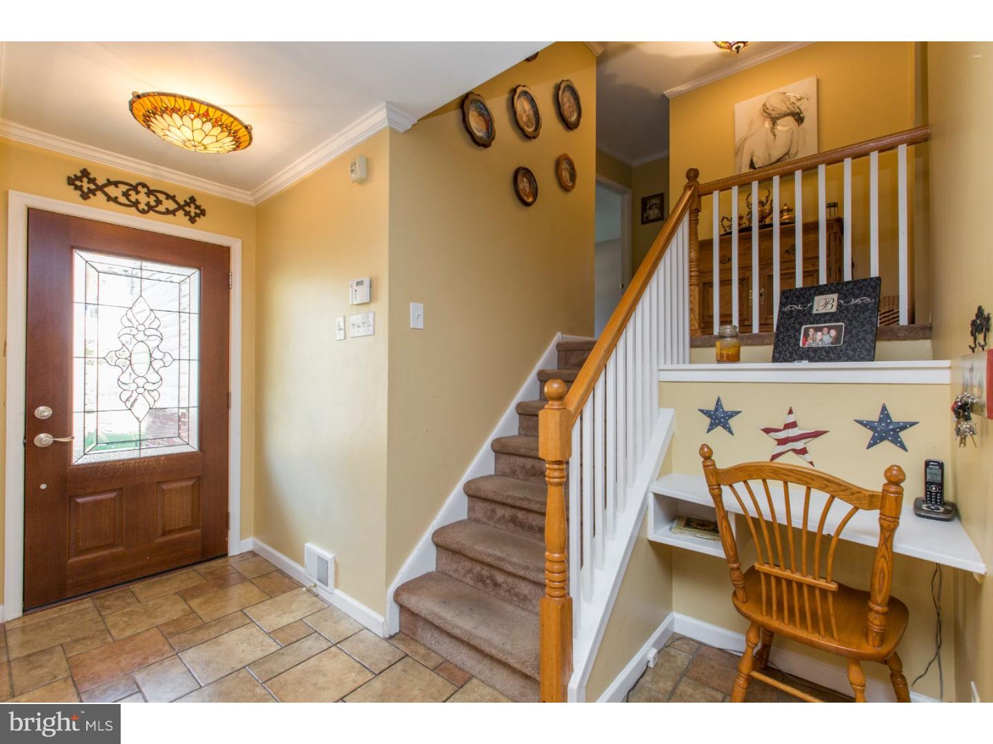 1004 Beverly Road Jenkintown, PA 19046 - Photo 7 of 25 Foyer