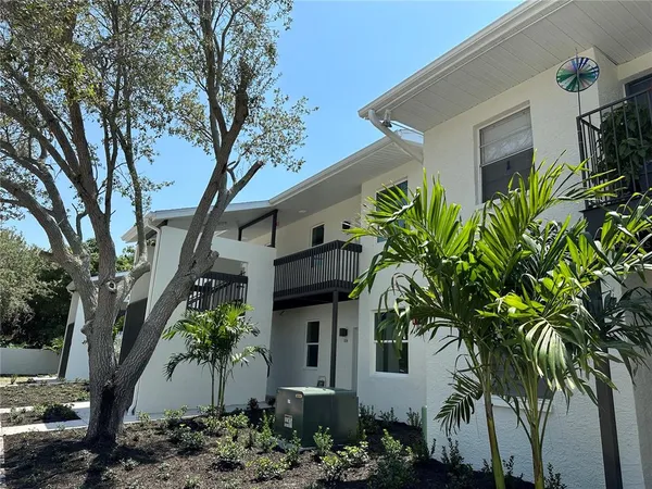 $1,745 | 3840 34th Avenue South, Unit 102, St. Petersburg, FL 33711
