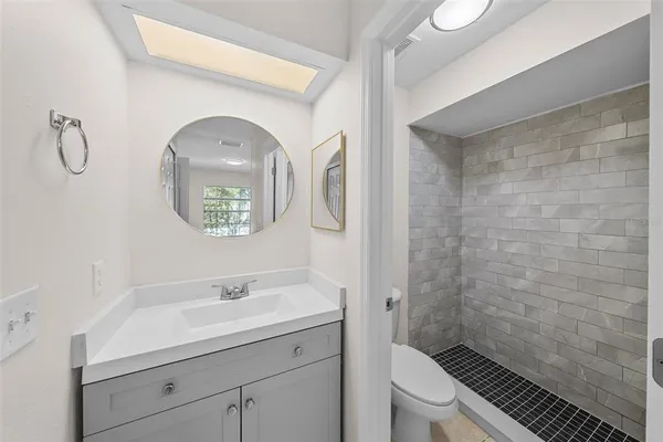 a bathroom with a toilet