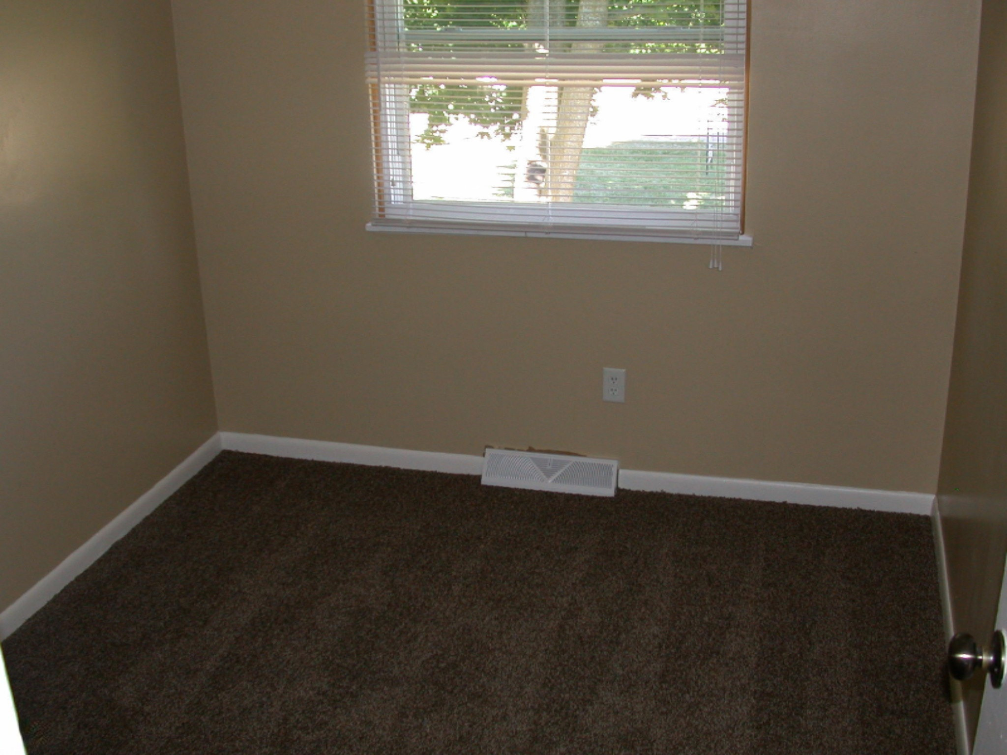 3112 Nichols Road Kalamazoo, MI 49004 - Photo 10 of 15 bedroom 3