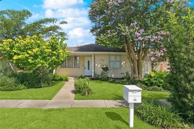 $315,000 | 36 Pamela Place, Arabi, LA 70032