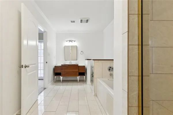 $315,000 | 36 Pamela Place, Arabi, LA 70032