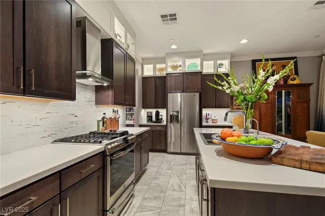 $599,000 | 5677 Garriga Drive, Las Vegas, NV 89135