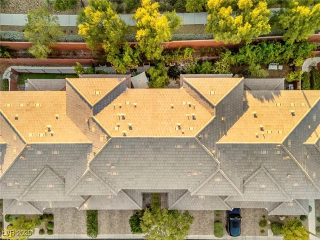 $599,000 | 5677 Garriga Drive, Las Vegas, NV 89135