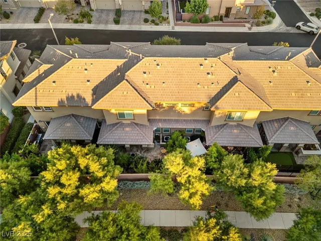 $599,000 | 5677 Garriga Drive, Las Vegas, NV 89135