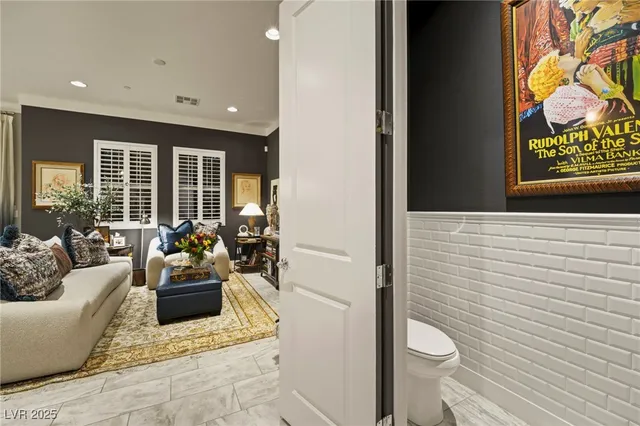 $599,000 | 5677 Garriga Drive, Las Vegas, NV 89135