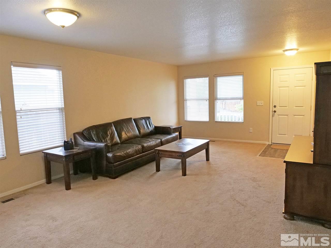 9543 Autumn Leaf Way Reno, NV 89506 - Photo 3 of 16 Photo 3