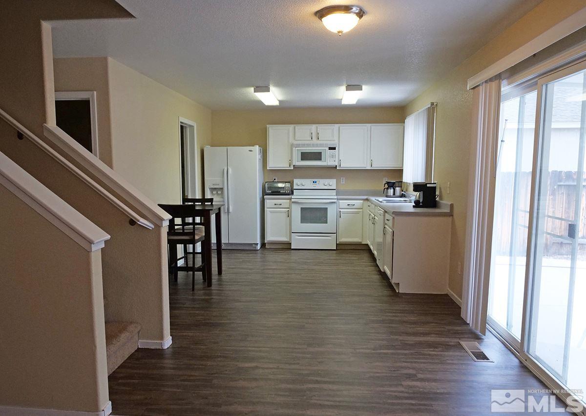 9543 Autumn Leaf Way Reno, NV 89506 - Photo 6 of 16 Photo 6