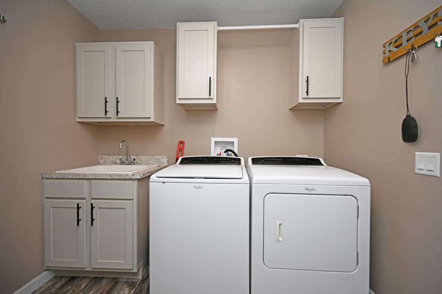 6632 Roundhead Road New Vienna, OH 45159 - Photo 19 of 50 Gallery Image 19