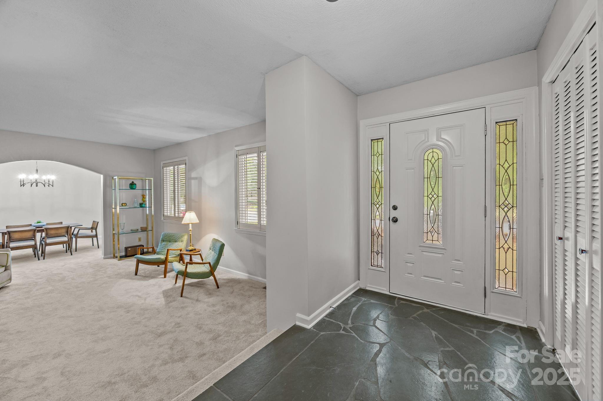 8131 Raintree Lane Charlotte, NC 28277 - Photo 8 of 26 Gallery Image 8
