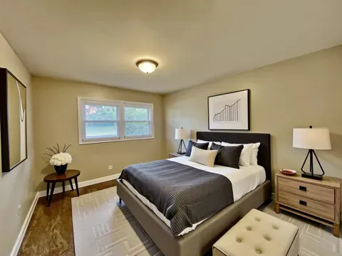 $240,000 | 16535 Elm Court, South Holland, IL 60473