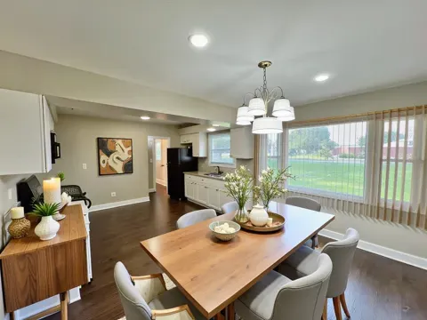 $240,000 | 16535 Elm Court, South Holland, IL 60473