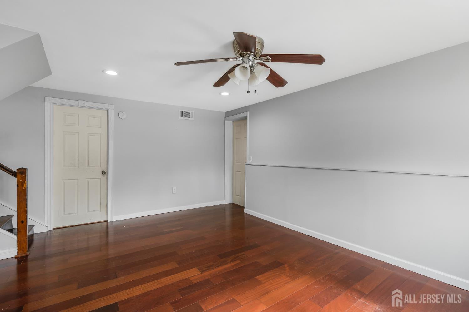 325 Colonia Boulevard Colonia, NJ 07067 - Photo 12 of 38