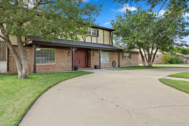 $365,000 | 2537 North Duncan Street, Pampa, TX 79065