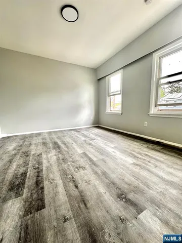 $2,600 | 1760 Winfield Street, Unit 2, Rahway, NJ 07065