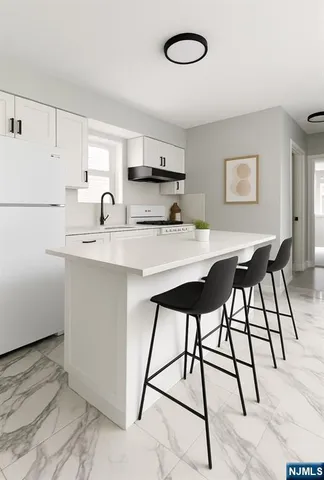 $2,600 | 1760 Winfield Street, Unit 2, Rahway, NJ 07065