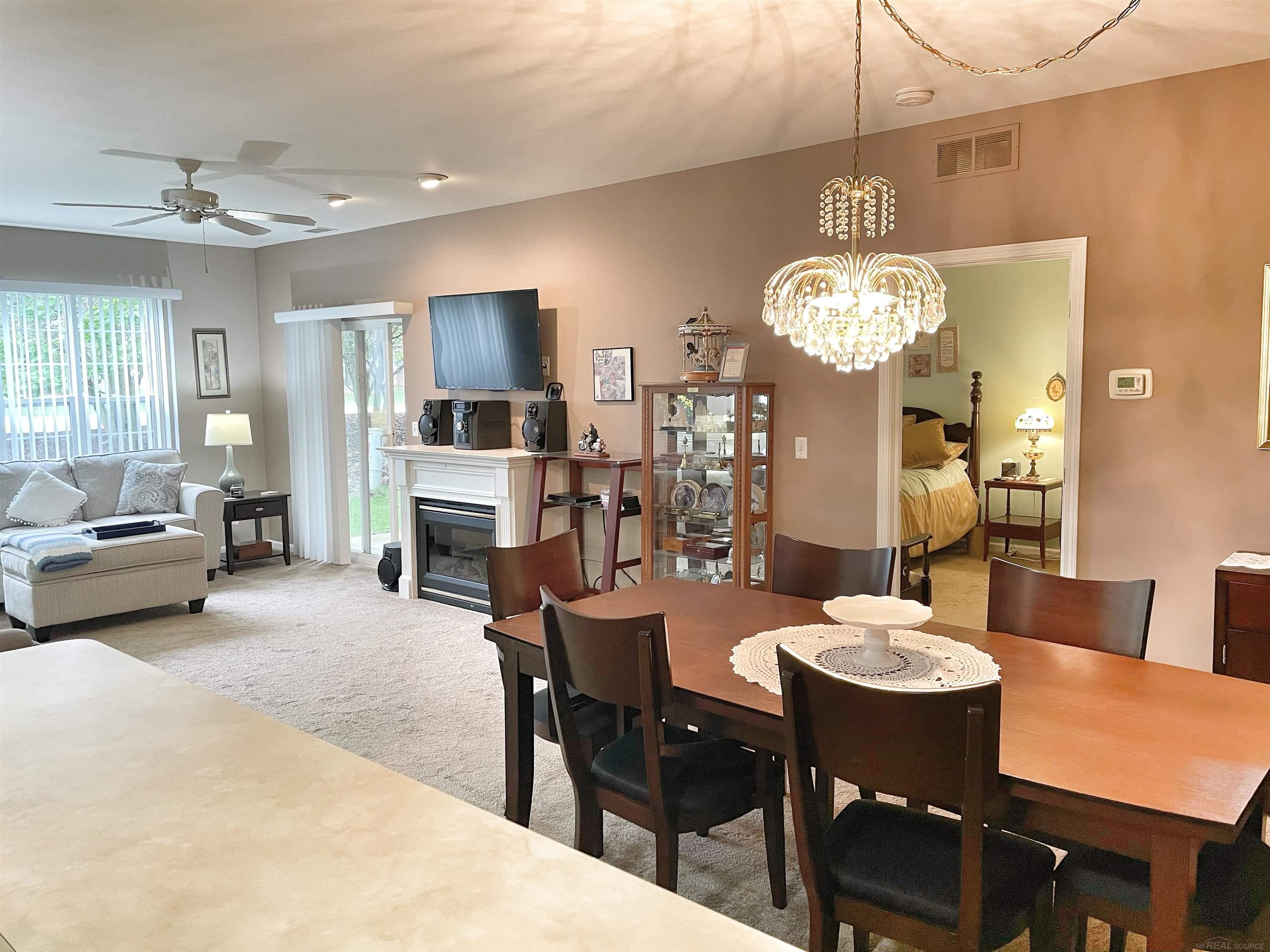 46142 Rhodes Drive Macomb, MI 48044 - Photo 9 of 24 50156804-68625df0-db7a-46d2-b702-dc694b12d62a.JPG
