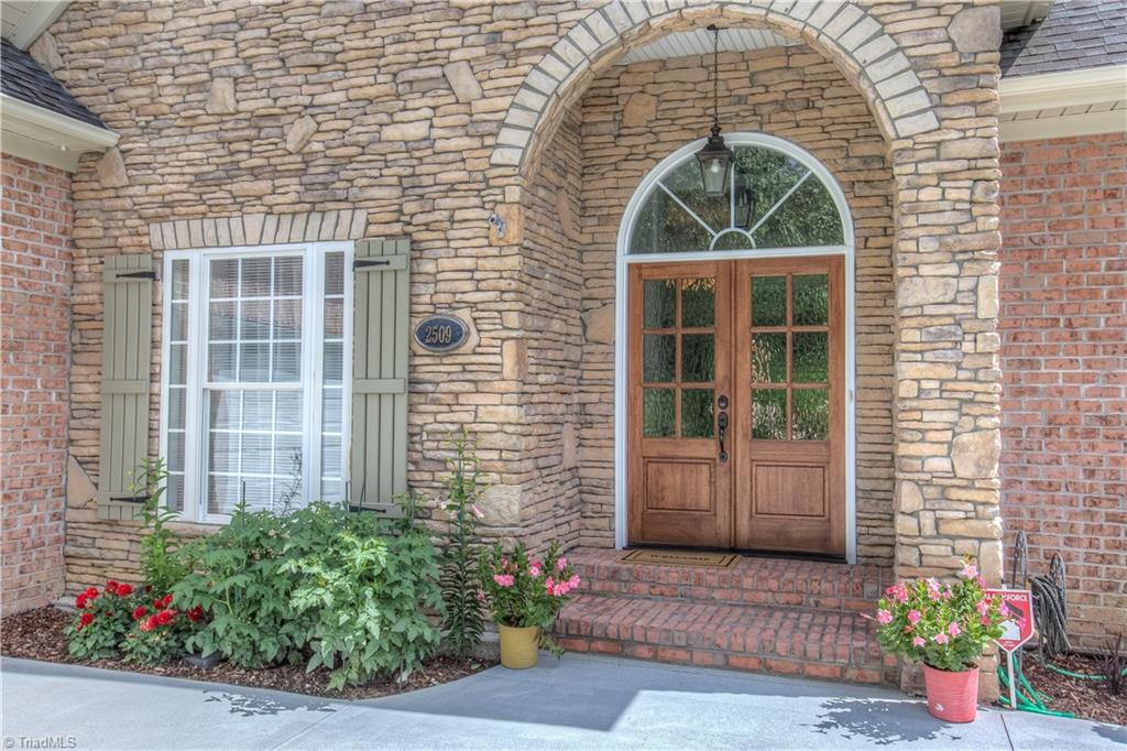 2509 Burch Point High Point, NC 27265 - Photo 2 of 26 Gallery Image 2