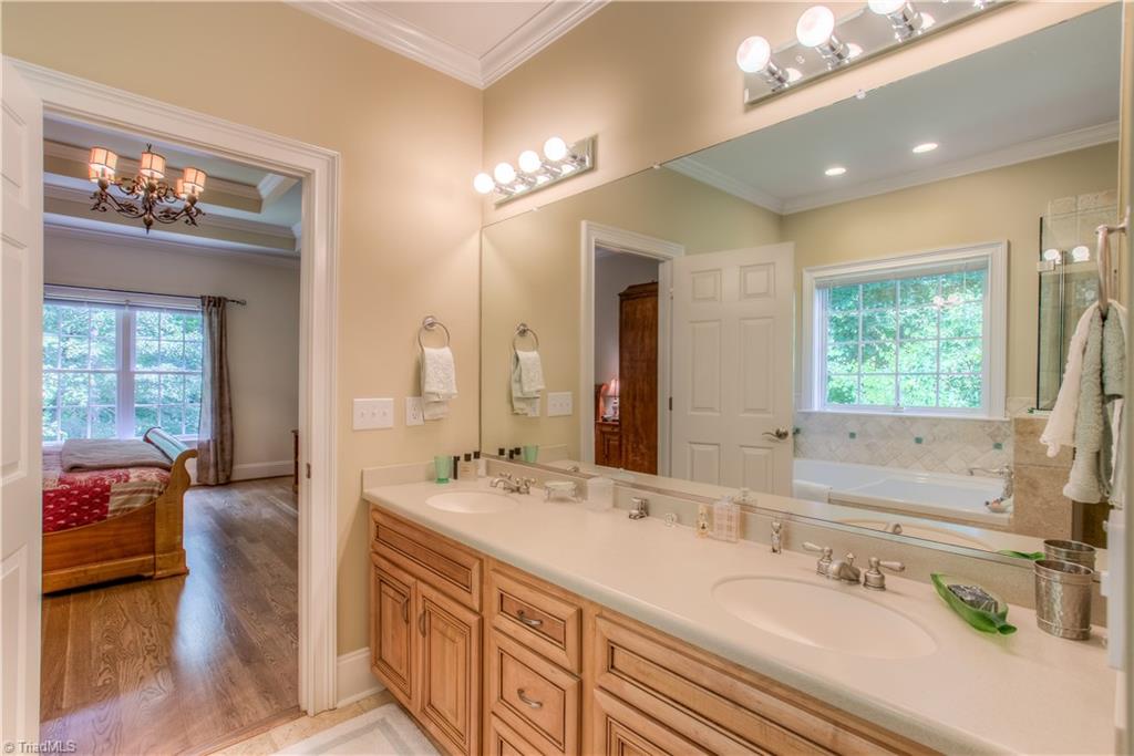 2509 Burch Point High Point, NC 27265 - Photo 14 of 26 Gallery Image 14