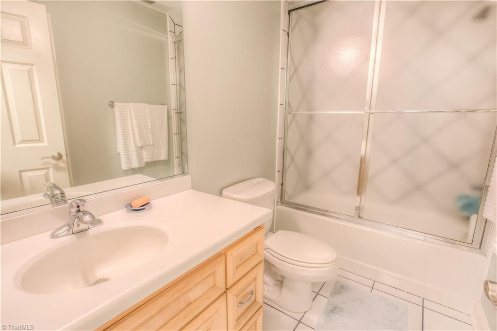 2509 Burch Point High Point, NC 27265 - Photo 18 of 26 Gallery Image 18